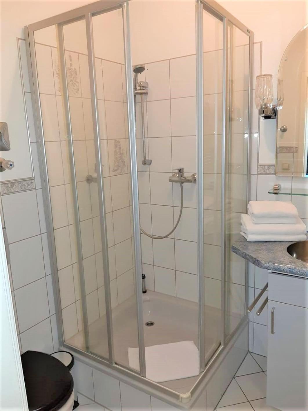 Hotel-Restaurant Thueringer Hof Bad Frankenhausen Bagian luar foto